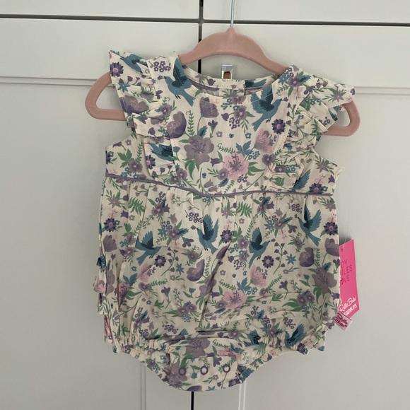 Matching brand new Rufflebutts girls dress and bubble. 4T & 3-6 months. - Picture 4 of 8